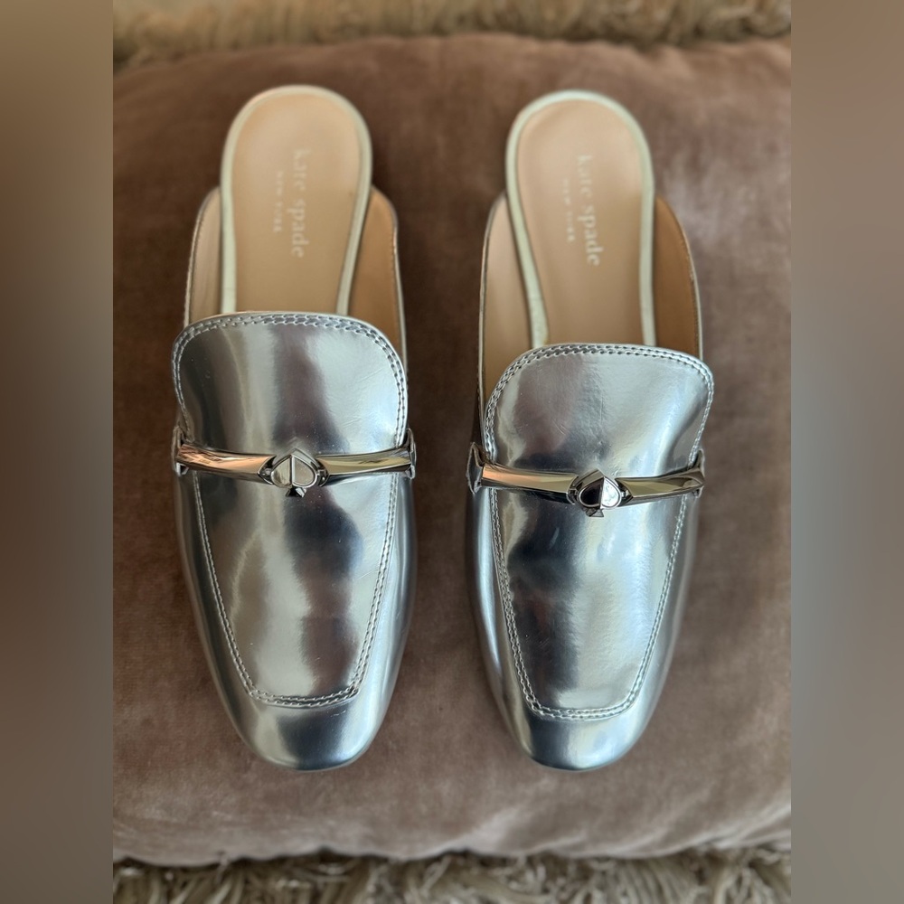 Kate Spade Silver Metallic Leather Slip-On Mules Size 7 Wider Side